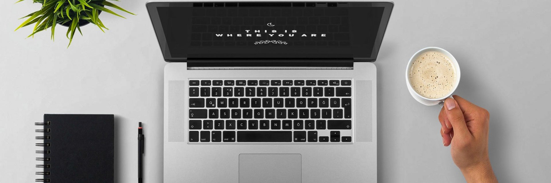 pexels-pixabay-257897 laptop topview